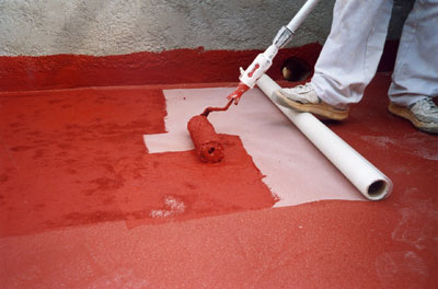 primera mano de fijador e impermeabilización